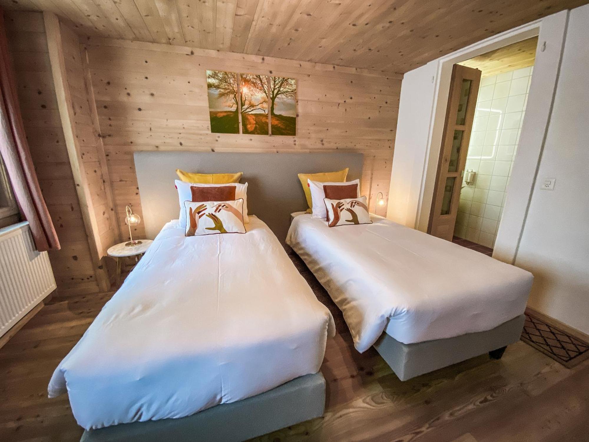 Chalet 4 Saisons โอวรอนนาซ ภายนอก รูปภาพ